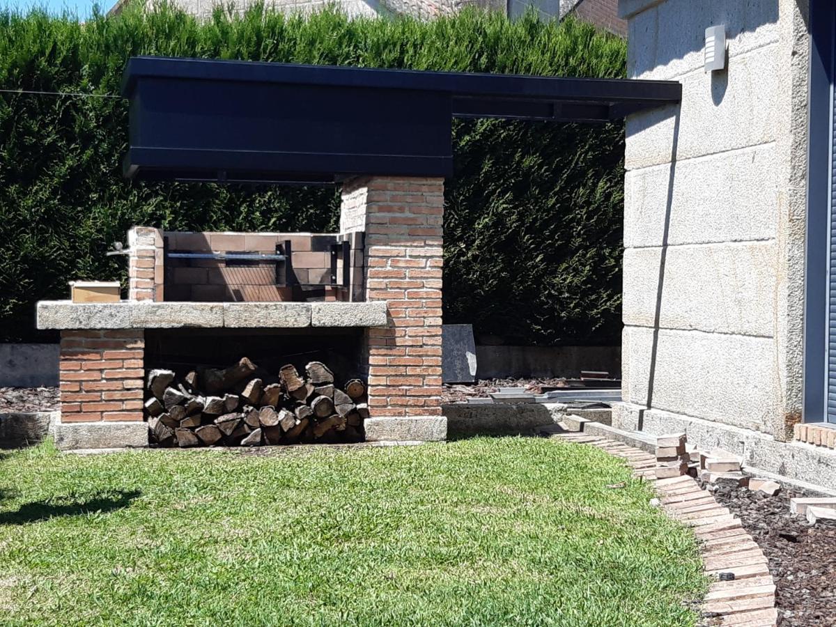 La Casa De Sofia En Tui Villa Buitenkant foto